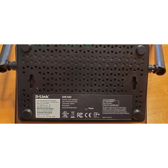 D-Link DIR-842 - Picture 2 of 3